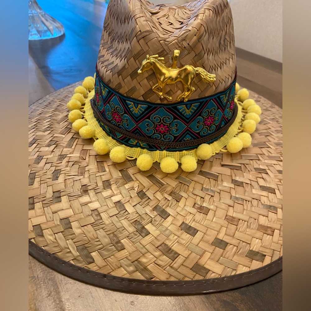 Equestrian straw sun hat